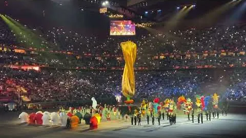 多特蒙德与波鸿1-1握手言和，马伦建功阿莱门柱救主，德甲连胜势头受阻