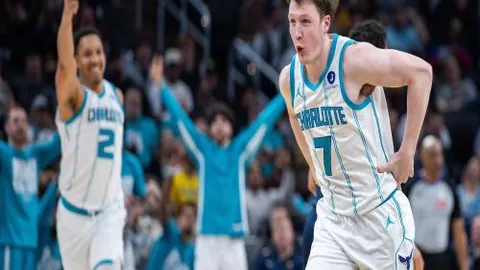 德甲第4轮焦点战：法兰克福2-0击败门兴，经典瞬间大盘点